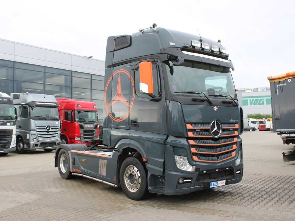 Mercedes-Benz Actros 1863, HYDRAULIC, EURO 6 - Tractor unit: picture 2 Mercedes-Benz Actros 1863, HYDRAULIC, EURO 6 - Tractor unit: picture 2