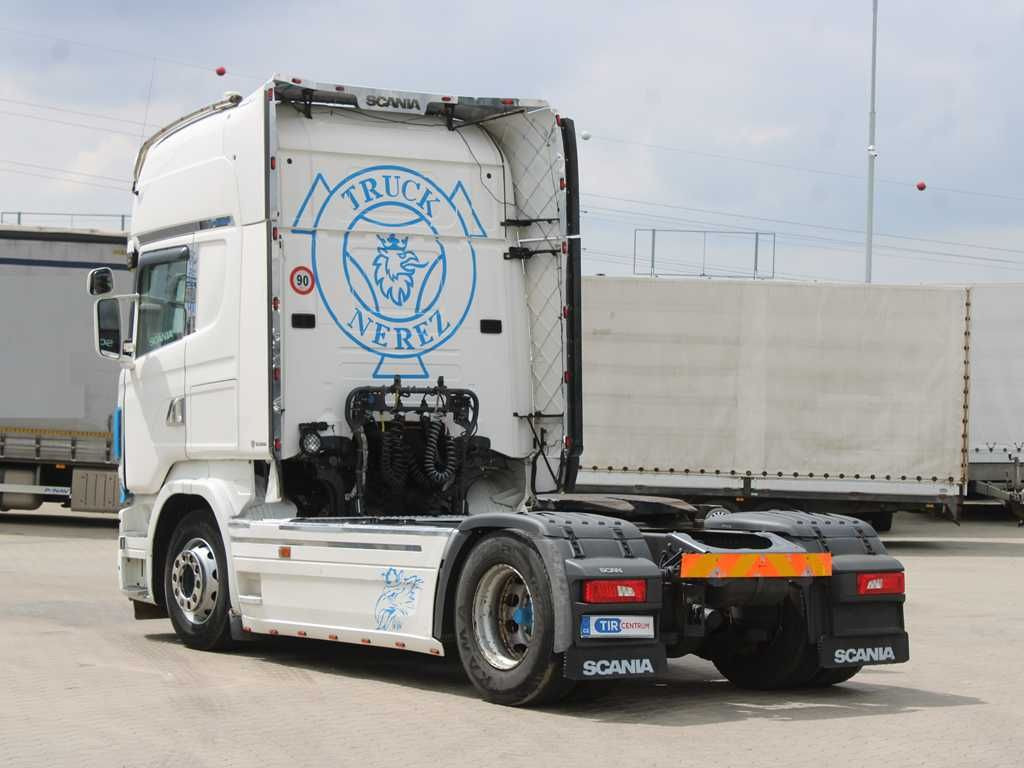 Scania R 450, EURO 6, RETARDER, AIR SUSPENSIONS Scania R 450, EURO 6, RETARDER, AIR SUSPENSIONS - Tractor unit: picture 4 Scania R 450, EURO 6, RETARDER, AIR SUSPENSIONS Scania R 450, EURO 6, RETARDER, AIR SUSPENSIONS - Tractor unit: picture 4