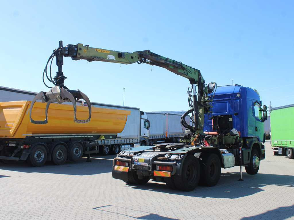 Scania R420, 6x4, EURO 3, HYDRAULIC ARM LOGLIFT F135ZT94A, LIGHTS - Tractor unit: picture 4 Scania R420, 6x4, EURO 3, HYDRAULIC ARM LOGLIFT F135ZT94A, LIGHTS - Tractor unit: picture 4