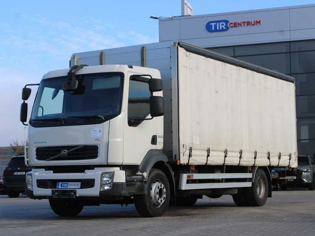 Volvo FL 240, EURO 5, TAIL LIFT, PNEU 80% - Curtainsider truck: picture 1 Volvo FL 240, EURO 5, TAIL LIFT, PNEU 80% - Curtainsider truck: picture 1