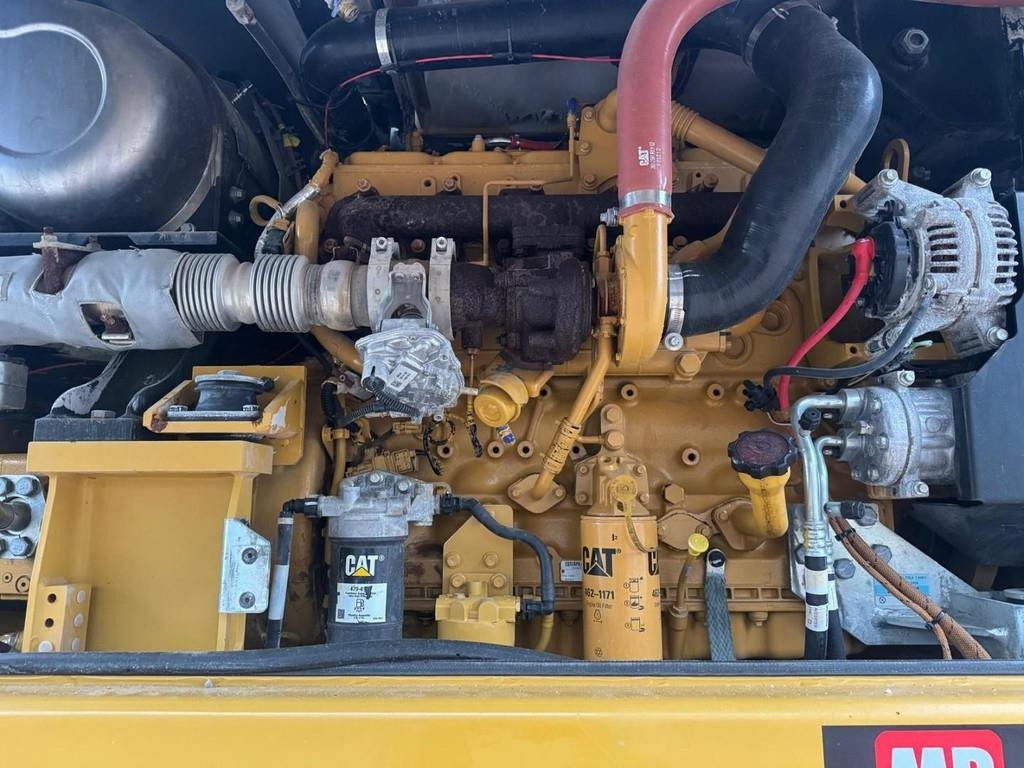 Waste/ Industry handler CAT MH3022: picture 17