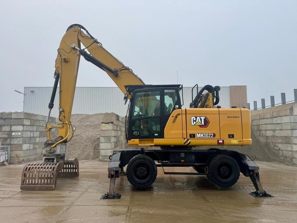Waste/ Industry handler CAT MH3022: picture 7
