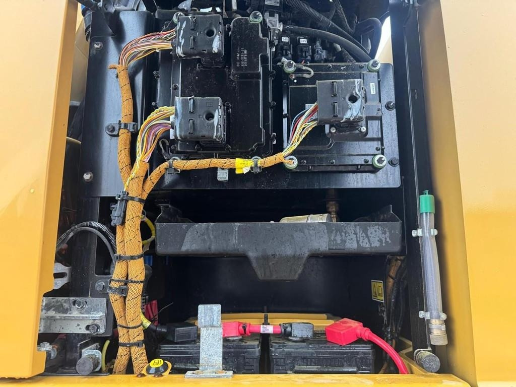 Waste/ Industry handler CAT MH3022: picture 15