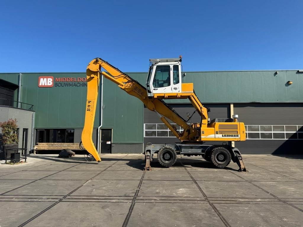 Liebherr A 924 B - Waste/ Industry handler: picture 1 Liebherr A 924 B - Waste/ Industry handler: picture 1