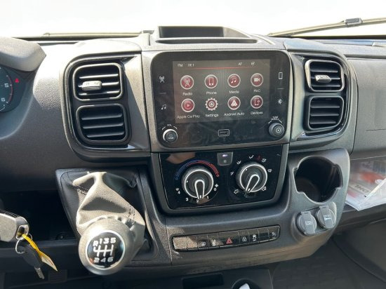 Box van Fiat Ducato 250 MAXI FG L4 3500, 140Ps, LBW, Klima, Rückfahrkamera, Schalter: picture 10 Box van Fiat Ducato 250 MAXI FG L4 3500, 140Ps, LBW, Klima, Rückfahrkamera, Schalter: picture 10