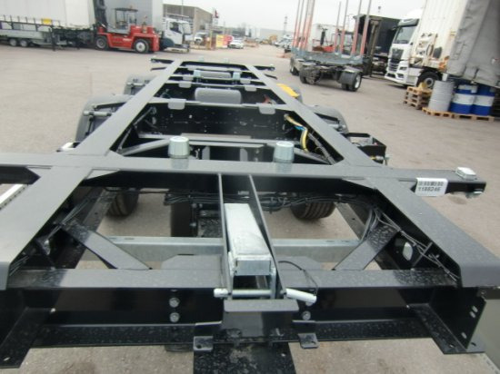 Container transporter/ Swap body trailer Krone ZZ/DC07 Tandem Lafette, Standard,   BPW-Achsen, Heckabstützung: picture 8