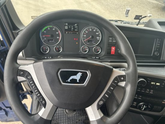 Container transporter/ Swap body truck MAN TGX 26.470 XXL, 6x2, Liftachse, EURO6, Intarder OHNE CONTAINER, Produktion 2020: picture 7