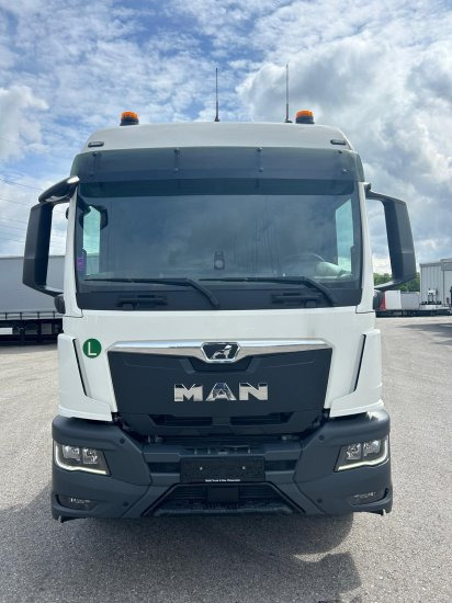 MAN TGS 18.520 4x4 Hydro Pritarder Kipphydraulik - Tractor unit: picture 3 MAN TGS 18.520 4x4 Hydro Pritarder Kipphydraulik - Tractor unit: picture 3