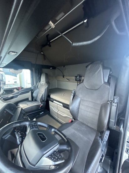 Tractor unit MAN TGX 18.510 4x2, E6, Intarder, FULL-AIR, BIG Display, Leather: picture 13