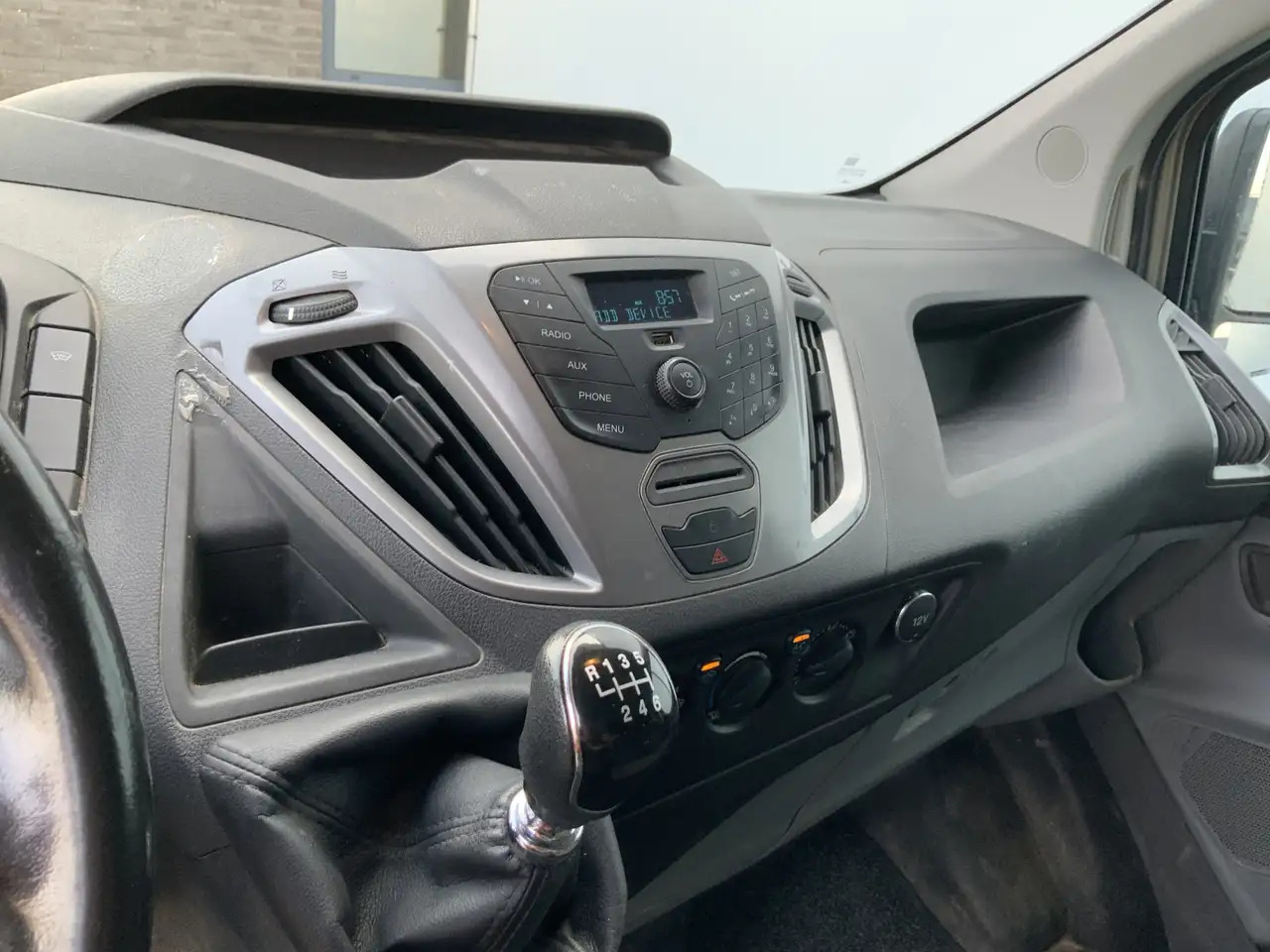 Ford Transit Custom 340 2.0 TDCI L2H1 Trend Airco Cruise 3 Zits Dub Sc - Small van: picture 5 Ford Transit Custom 340 2.0 TDCI L2H1 Trend Airco Cruise 3 Zits Dub Sc - Small van: picture 5