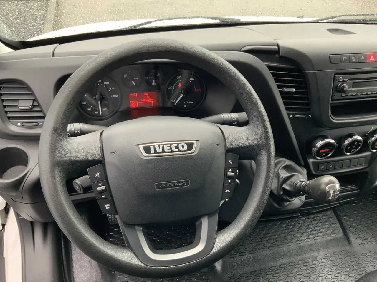 Leasing of Iveco Daily 35S13V 2.3 352 H2 L3 Airco 3 Zits Opstap Euro 5 Iveco Daily 35S13V 2.3 352 H2 L3 Airco 3 Zits Opstap Euro 5: picture 7