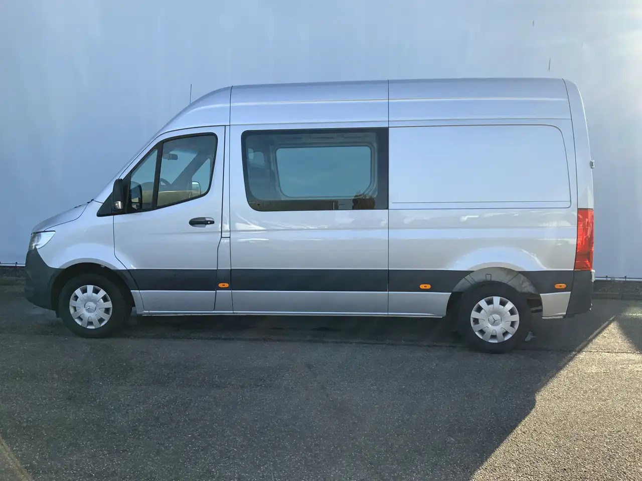 Mercedes-Benz Sprinter 314 2.2 CDI L2H2 Airco Cruise 3 Zits Trekhaak 2000 - Panel van: picture 3 Mercedes-Benz Sprinter 314 2.2 CDI L2H2 Airco Cruise 3 Zits Trekhaak 2000 - Panel van: picture 3