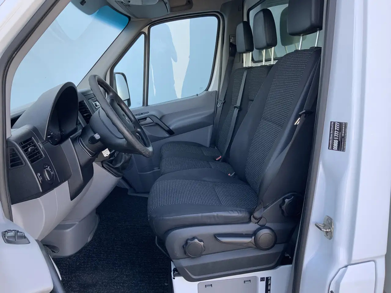 Mercedes-Benz Sprinter 515 2.2 CDI 432 Meubelbak 5,10 MTR.&Deuren Airco 3 - Box van: picture 4 Mercedes-Benz Sprinter 515 2.2 CDI 432 Meubelbak 5,10 MTR.&Deuren Airco 3 - Box van: picture 4