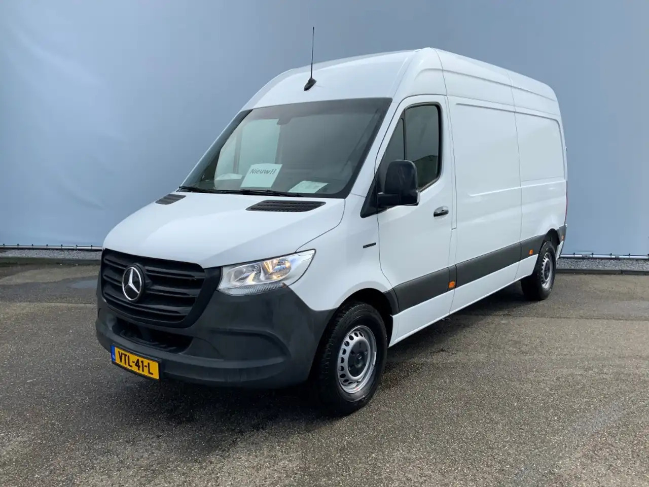 Mercedes-Benz Sprinter E-Sprinter NIEUW !!! L2H2 55 kWh Airco 3 Zits Opst - Panel van: picture 1 Mercedes-Benz Sprinter E-Sprinter NIEUW !!! L2H2 55 kWh Airco 3 Zits Opst - Panel van: picture 1