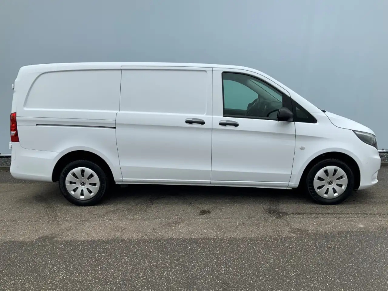 Mercedes-Benz Vito 110 CDI L2 Airco Cruise 2 Zits Euro 6 - Small van: picture 4 Mercedes-Benz Vito 110 CDI L2 Airco Cruise 2 Zits Euro 6 - Small van: picture 4