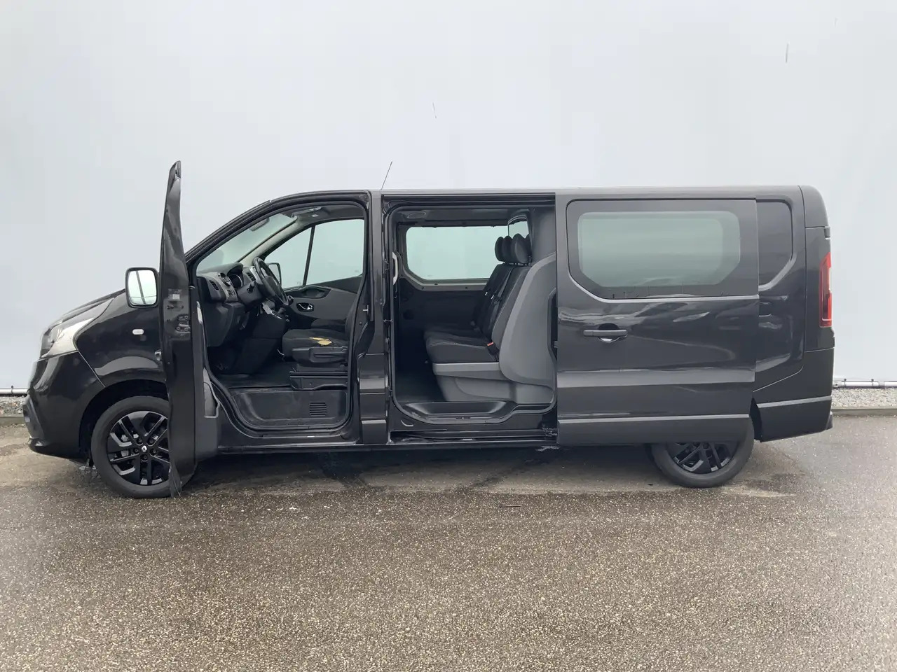 Renault Trafic 1.6 dCi T29 L2H1 Dub Cab 5 Zits Airco Cruise Navi - Combi van: picture 4 Renault Trafic 1.6 dCi T29 L2H1 Dub Cab 5 Zits Airco Cruise Navi - Combi van: picture 4