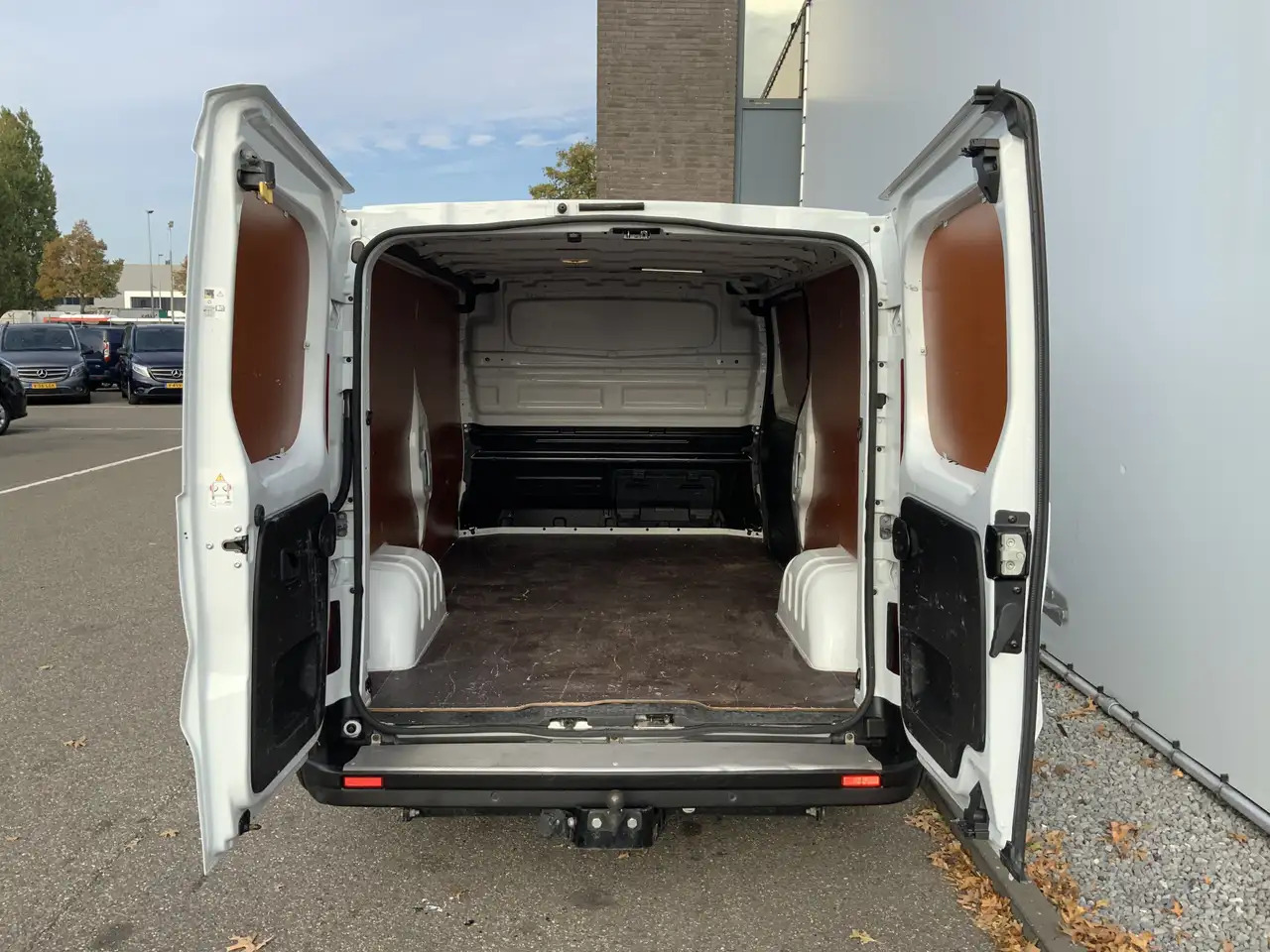 Leasing of Renault Trafic 2.0 dCi 130 T30 L2H1 Work Edition Airco Cruise Nav Renault Trafic 2.0 dCi 130 T30 L2H1 Work Edition Airco Cruise Nav: picture 10