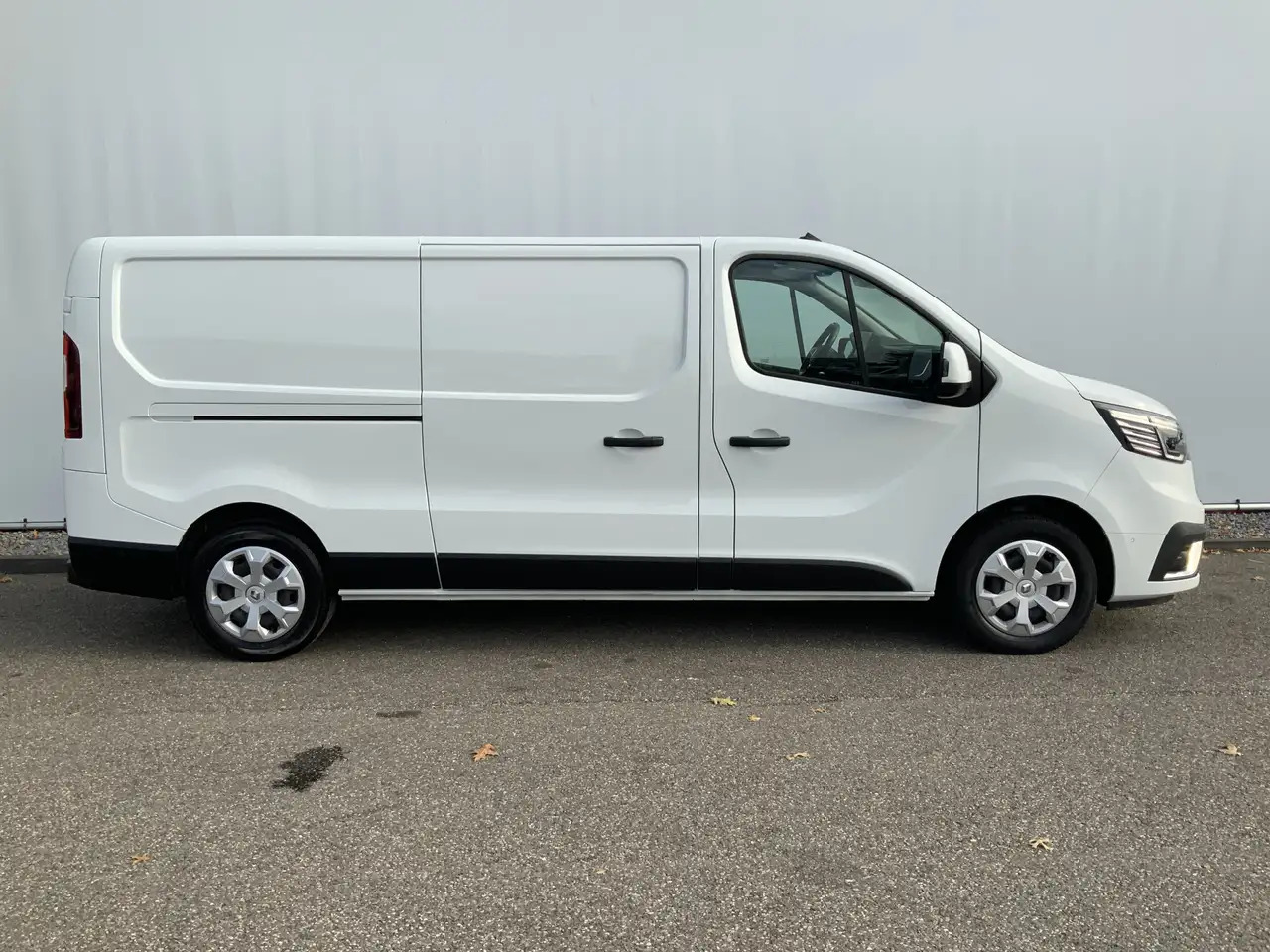 Leasing of Renault Trafic 2.0 dCi 130 T30 L2H1 Work Edition Airco Cruise Nav Renault Trafic 2.0 dCi 130 T30 L2H1 Work Edition Airco Cruise Nav: picture 14