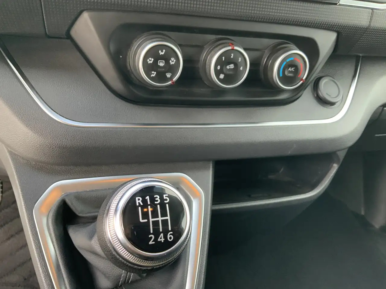 Leasing of Renault Trafic 2.0 dCi 130 T30 L2H1 Work Edition Airco Cruise Nav Renault Trafic 2.0 dCi 130 T30 L2H1 Work Edition Airco Cruise Nav: picture 12