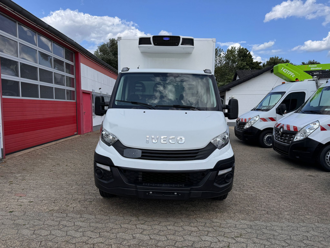IVECO Daily 35S14 Tiefkühlkoffer Carrier Pulsor 350 LBW EURO 6 - Refrigerated van: picture 2 IVECO Daily 35S14 Tiefkühlkoffer Carrier Pulsor 350 LBW EURO 6 - Refrigerated van: picture 2
