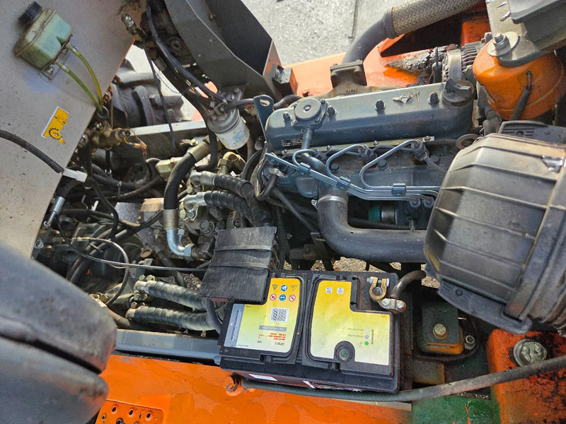 AUSA C150H 4WD heftruck met sideshift - Diesel forklift: picture 5 AUSA C150H 4WD heftruck met sideshift - Diesel forklift: picture 5