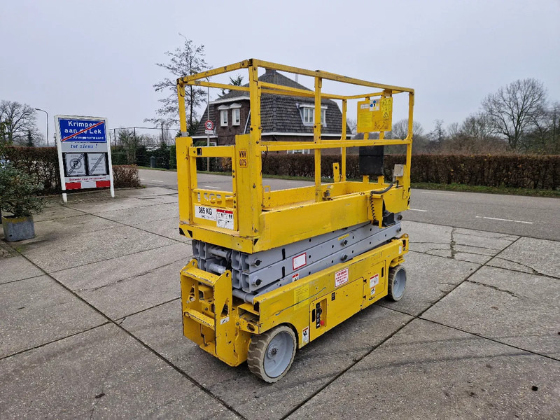 Genie GS2032 elektrisch werkhoogte 8m. met keuring - Scissor lift: picture 2 Genie GS2032 elektrisch werkhoogte 8m. met keuring - Scissor lift: picture 2