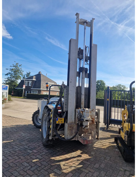 Landini Rex 95F speed five 4x4 drilling tractor - Drilling rig: picture 2 Landini Rex 95F speed five 4x4 drilling tractor - Drilling rig: picture 2