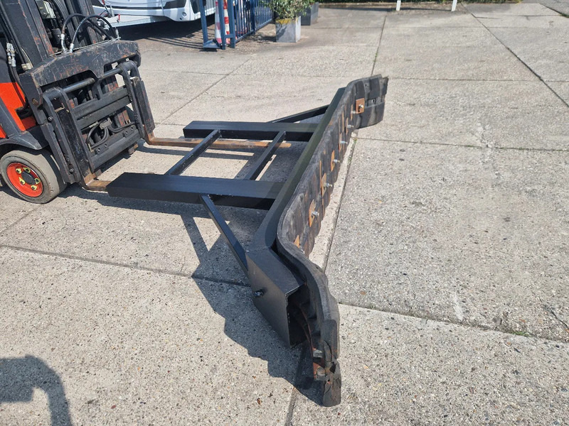 Zeer zwaar uitgevoerde puin-, zand-, grond-, sneeuwschuif - Snow plough: picture 2 Zeer zwaar uitgevoerde puin-, zand-, grond-, sneeuwschuif - Snow plough: picture 2