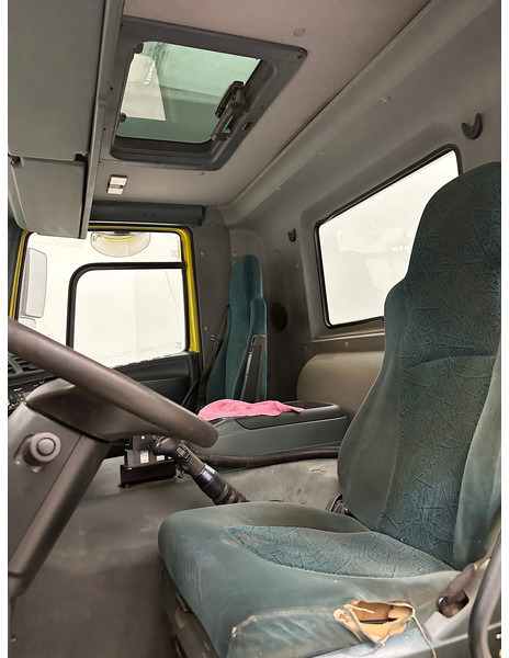 Hook lift truck DAF CF75.360 - 6x2: picture 10