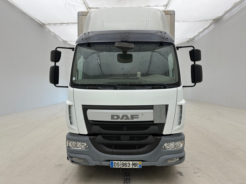 DAF LF 220 - Box truck: picture 2 DAF LF 220 - Box truck: picture 2
