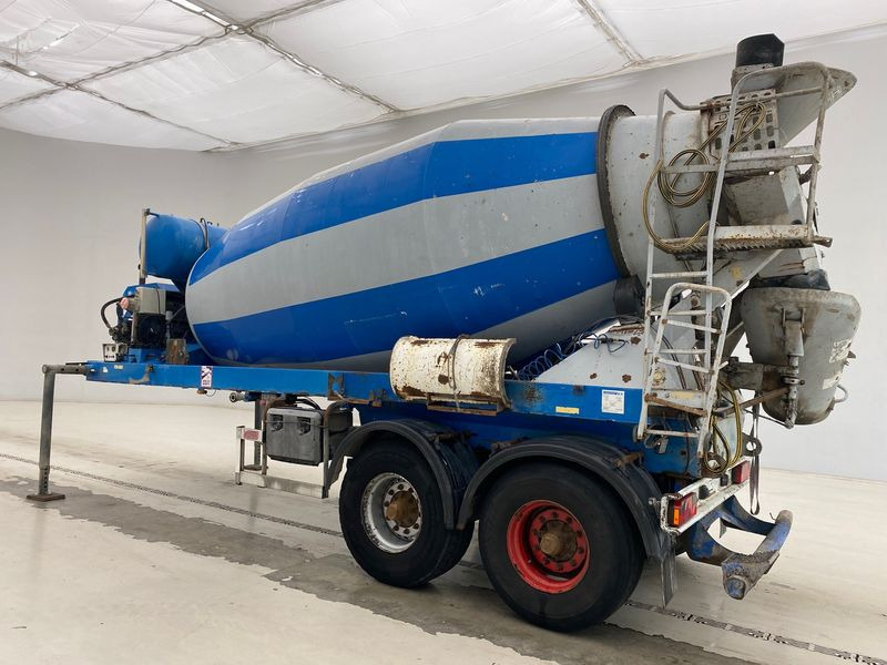 Concrete mixer semi-trailer De Buf Mixer 10 m³: picture 7