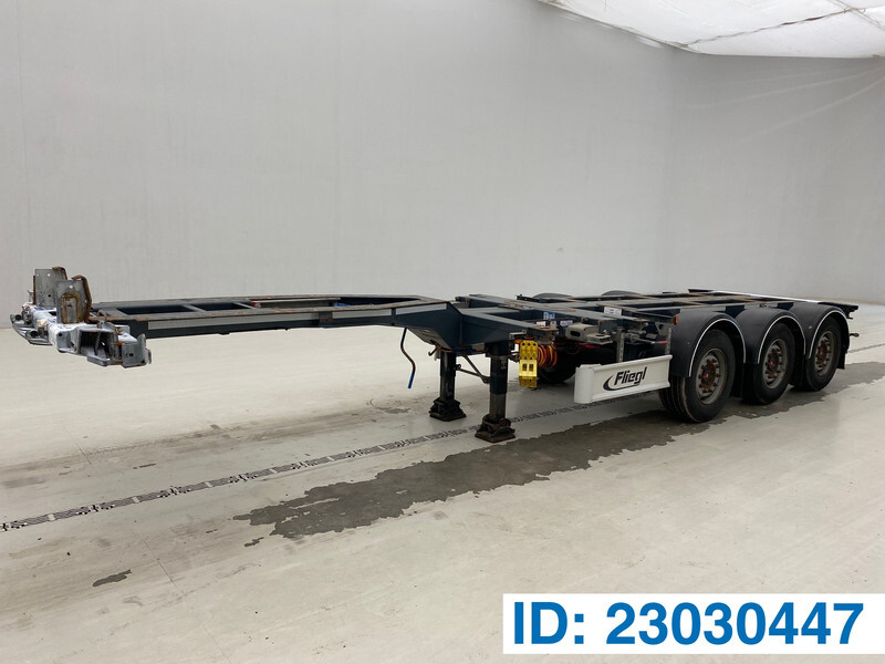 Fliegl Polyvalent skelet 2 x 20-30-40-45 ft - Container transporter/ Swap body semi-trailer: picture 1 Fliegl Polyvalent skelet 2 x 20-30-40-45 ft - Container transporter/ Swap body semi-trailer: picture 1