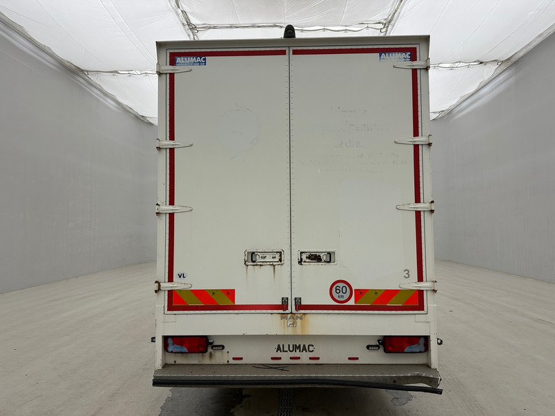 MAN TGL 12.220 - Box truck: picture 5 MAN TGL 12.220 - Box truck: picture 5