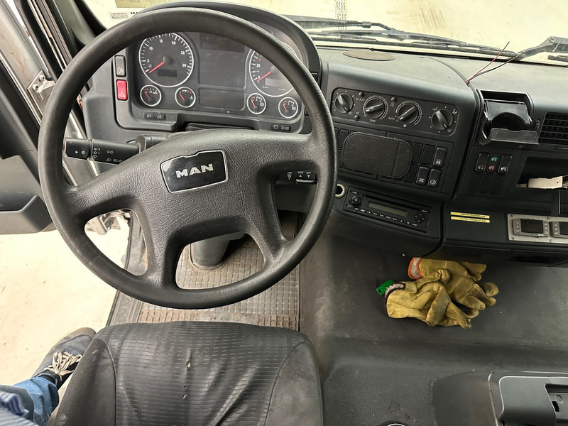 Refrigerator truck MAN TGM 18.250: picture 9