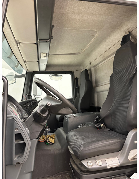 Refrigerator truck MAN TGM 18.250: picture 16