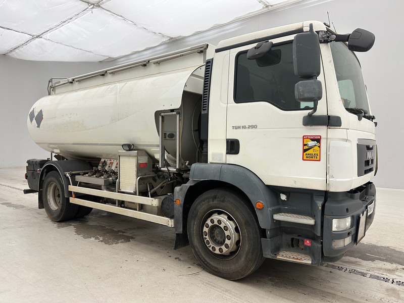 MAN TGM 18.290 - 4x2 - Tank truck: picture 3 MAN TGM 18.290 - 4x2 - Tank truck: picture 3