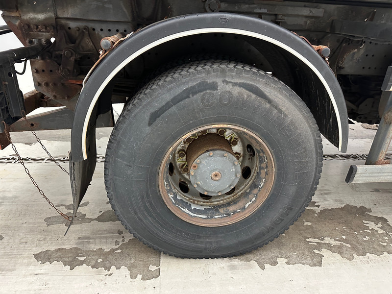 Mercedes-Benz Axor 1833 - 4x4 - Tipper: picture 5 Mercedes-Benz Axor 1833 - 4x4 - Tipper: picture 5