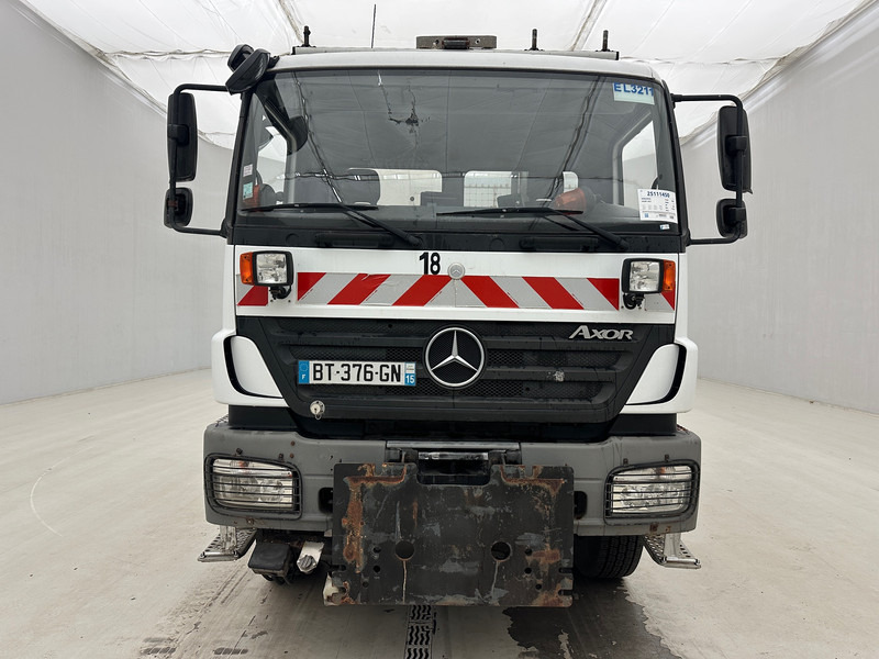 Mercedes-Benz Axor 1833 - 4x4 - Tipper: picture 2 Mercedes-Benz Axor 1833 - 4x4 - Tipper: picture 2
