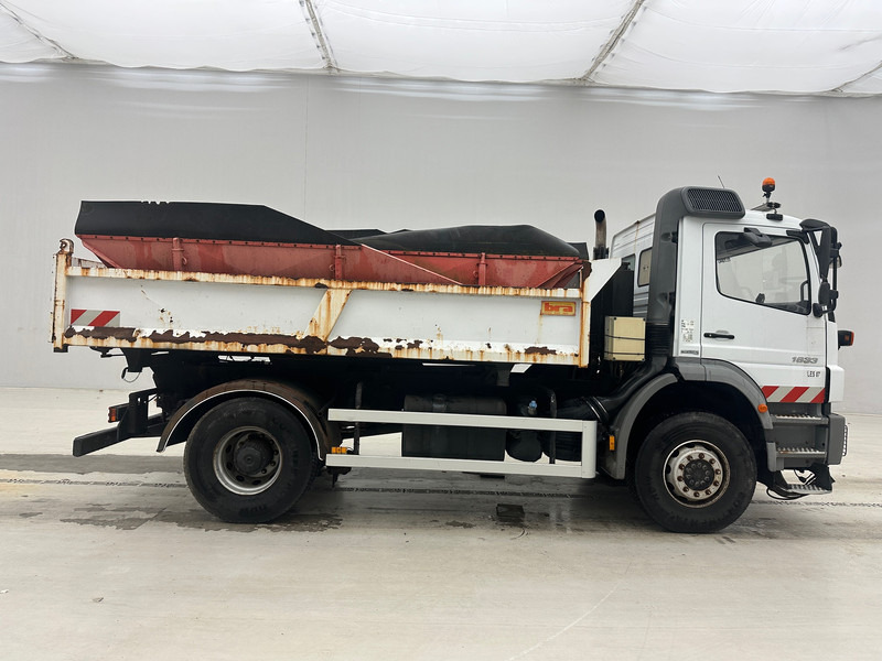 Mercedes-Benz Axor 1833 - Tipper: picture 4 Mercedes-Benz Axor 1833 - Tipper: picture 4