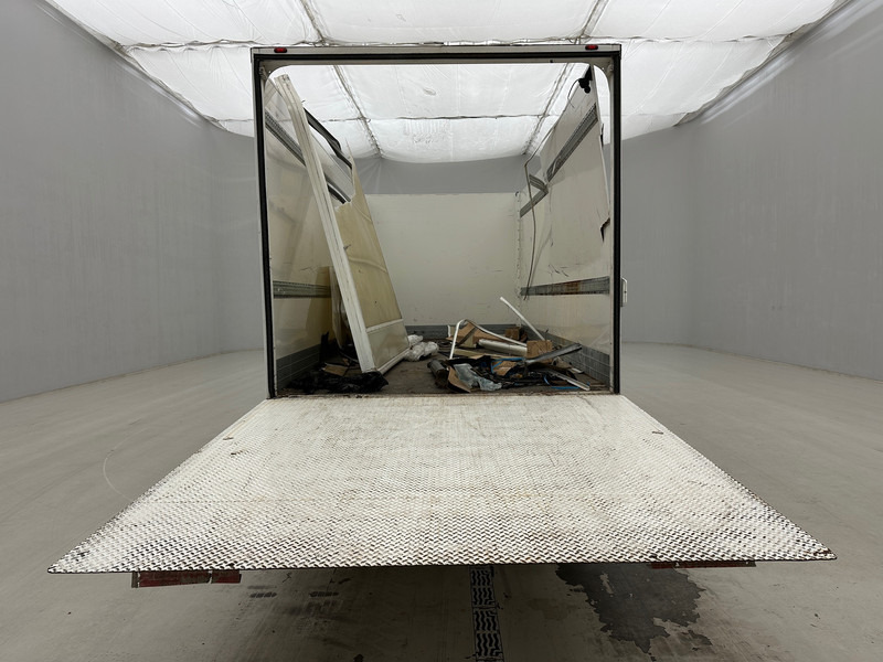 Renault D240* - Box truck: picture 5 Renault D240* - Box truck: picture 5