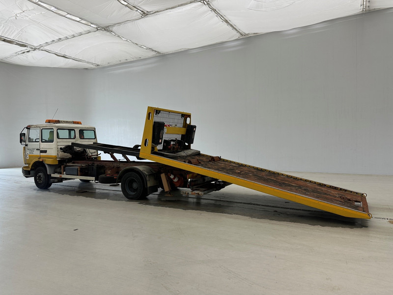 Renault Midliner 230 - Autotransporter truck: picture 4 Renault Midliner 230 - Autotransporter truck: picture 4