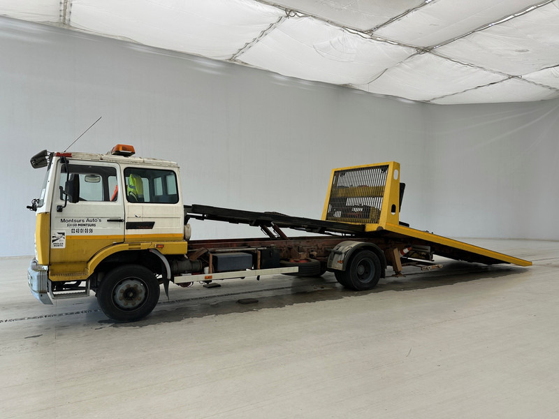 Renault Midliner 230 - Autotransporter truck: picture 3 Renault Midliner 230 - Autotransporter truck: picture 3