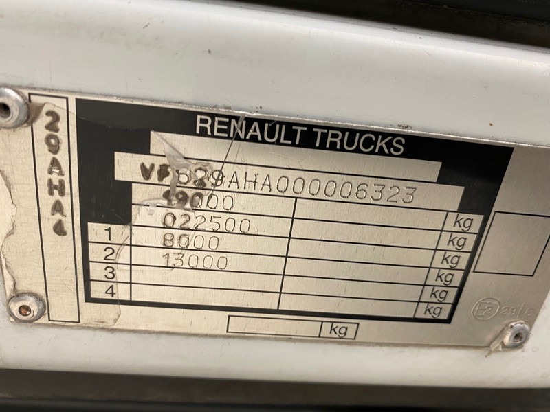 Box truck Renault Premium 270 DXi: picture 13