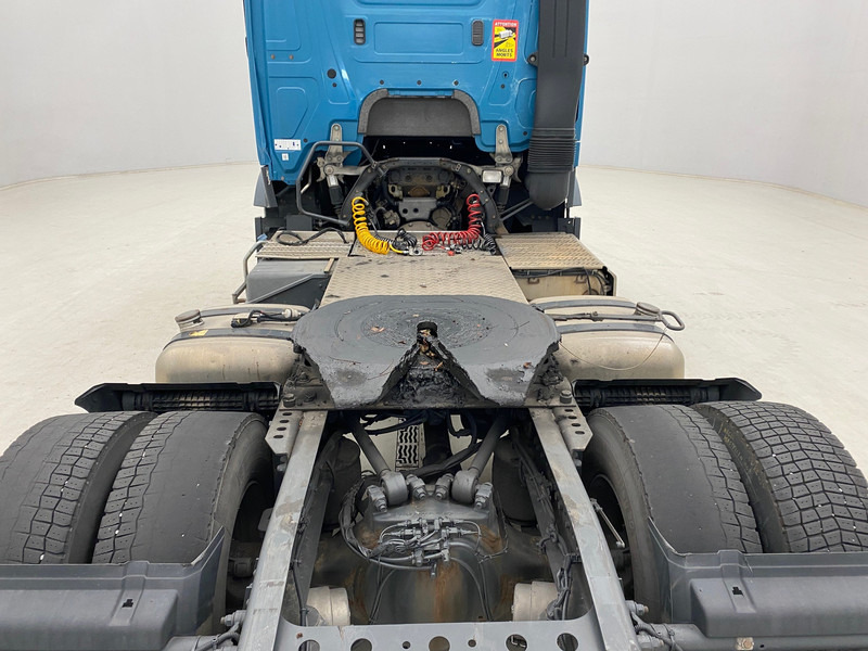 Tractor unit Mercedes-Benz Actros 1940: picture 6
