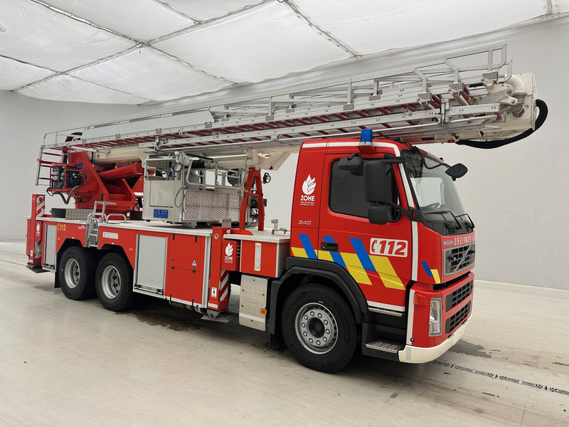 Volvo MAGIRUS ALP330 - FM 340 - 6x4 - Fire truck: picture 3 Volvo MAGIRUS ALP330 - FM 340 - 6x4 - Fire truck: picture 3