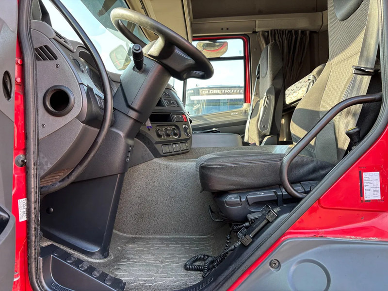 DAF CF 460 Spacecab Euro 6 - Tractor unit: picture 5 DAF CF 460 Spacecab Euro 6 - Tractor unit: picture 5