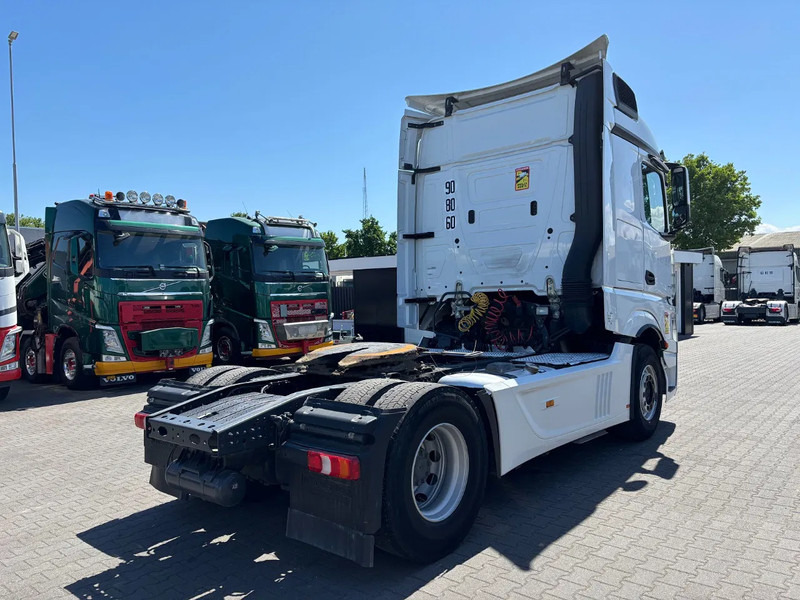 Mercedes-Benz Actros 1848 Retarder Euro 6 - Tractor unit: picture 4 Mercedes-Benz Actros 1848 Retarder Euro 6 - Tractor unit: picture 4
