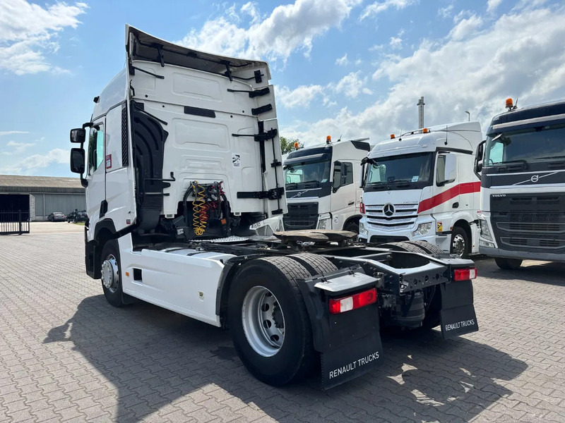 Renault T440 Retarder Euro 6 - Tractor unit: picture 3 Renault T440 Retarder Euro 6 - Tractor unit: picture 3