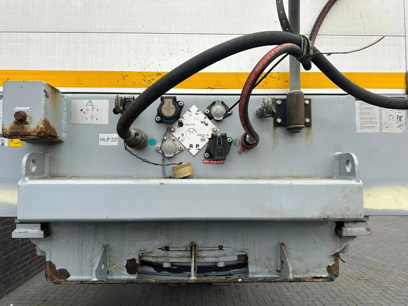 Low loader semi-trailer Goldhofer STHP/XLE 8 (3+5) LOWLOADER: picture 16 Low loader semi-trailer Goldhofer STHP/XLE 8 (3+5) LOWLOADER: picture 16