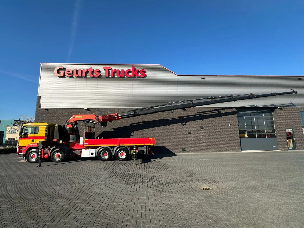 MAN 35.480 8X4H-6 BL MET PALFINGER PK92002-SH H KRAA - Crane truck: picture 4 MAN 35.480 8X4H-6 BL MET PALFINGER PK92002-SH H KRAA - Crane truck: picture 4